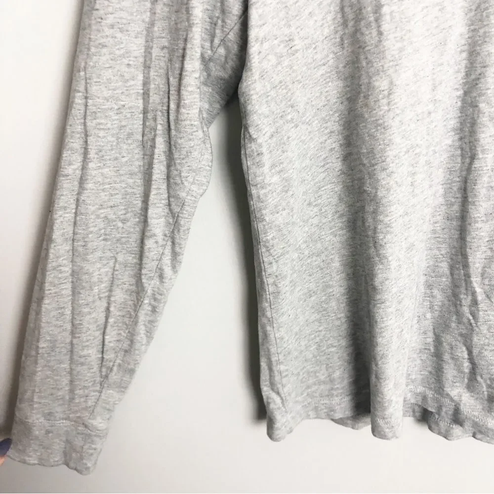 VINEYARD VINES | Happy Holidays 2017 Gray Long Sleeve Santa Tee Youth Size XL 18